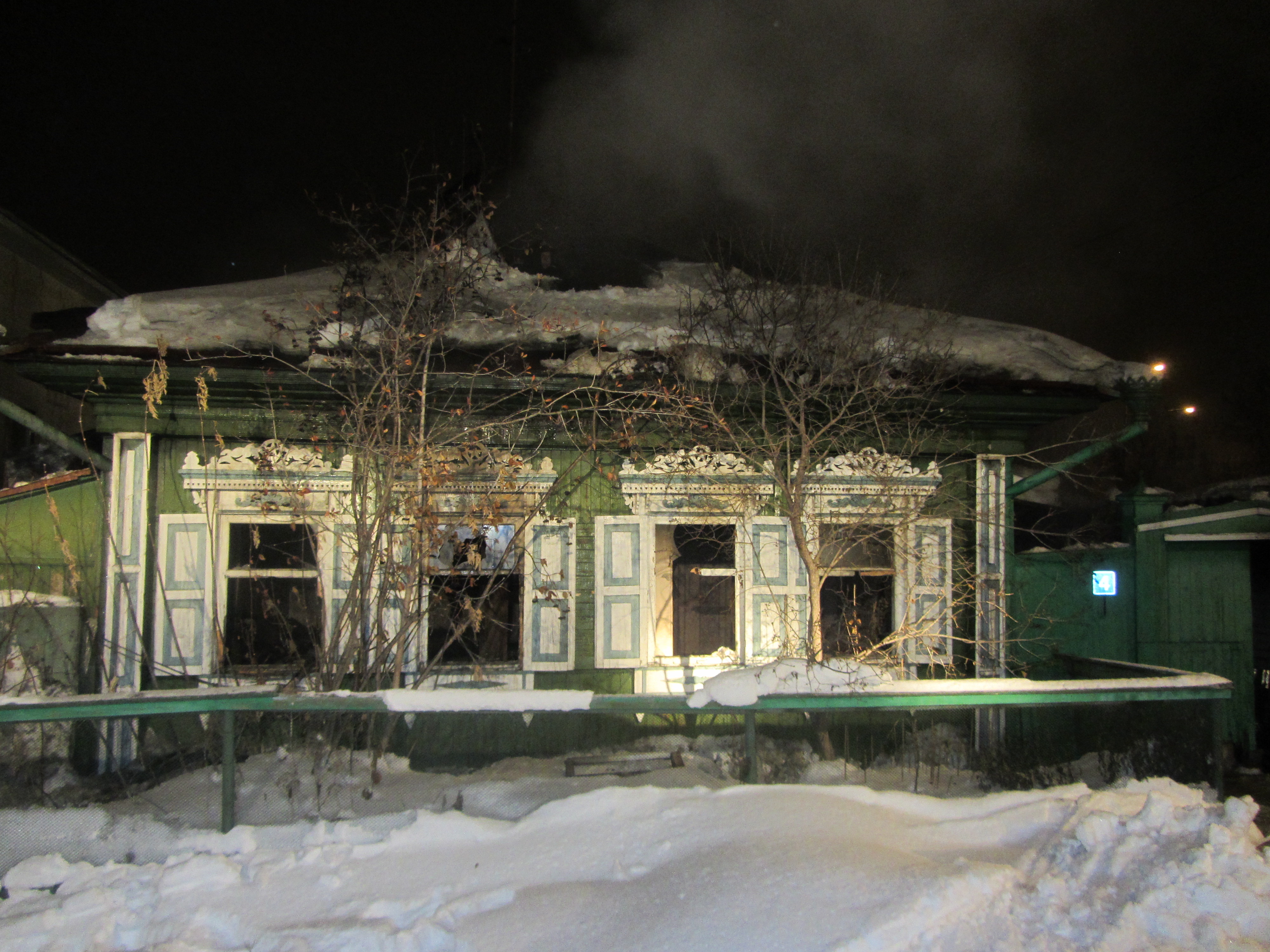 Сгорел дом по ул. Степной пер в Тюмени